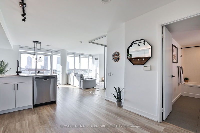 Preview image for 78 Tecumseth St #905, Toronto