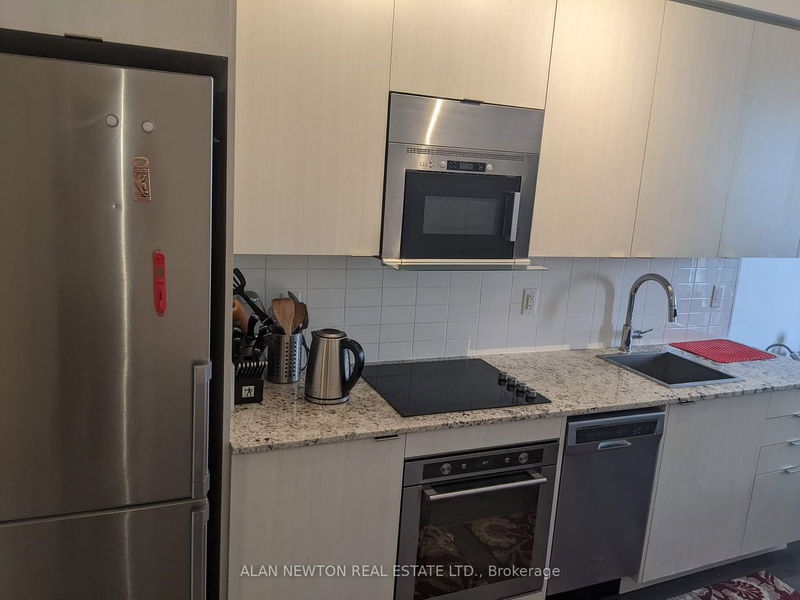 Preview image for 101 Erskine Ave #1014, Toronto
