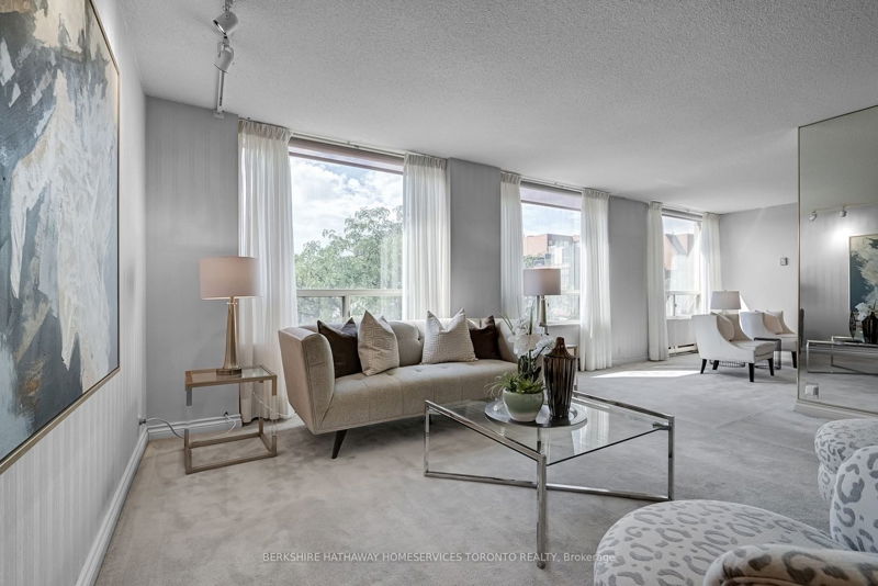 Preview image for 1177 Yonge St #311, Toronto