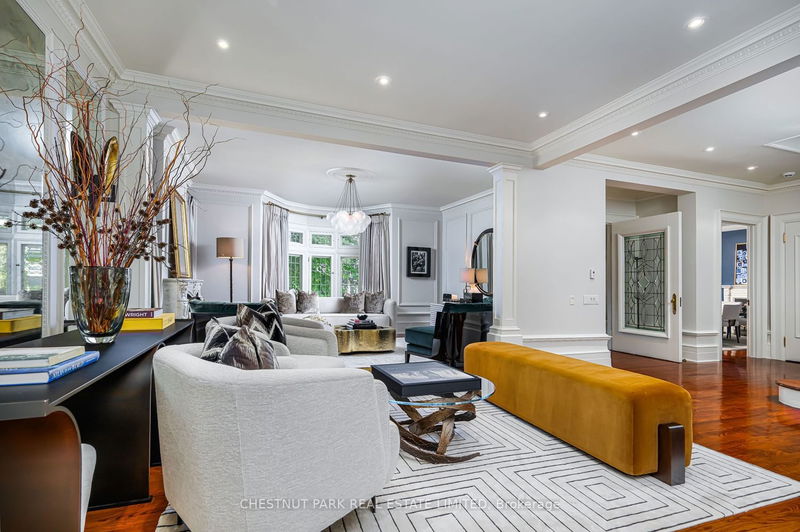 Preview image for 82 Chestnut Park Rd, Toronto
