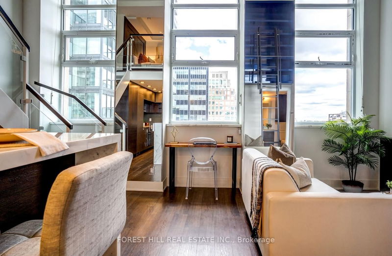 Preview image for 111 St Clair Ave W #923, Toronto