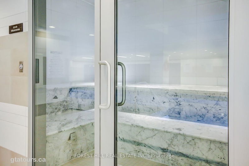 Preview image for 111 St Clair Ave W #923, Toronto