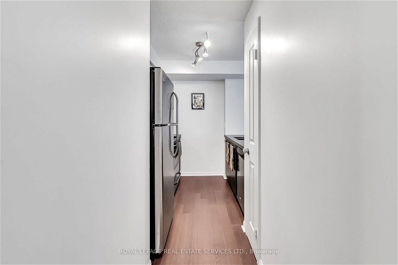 Preview image for 11 St Joseph St #219, Toronto