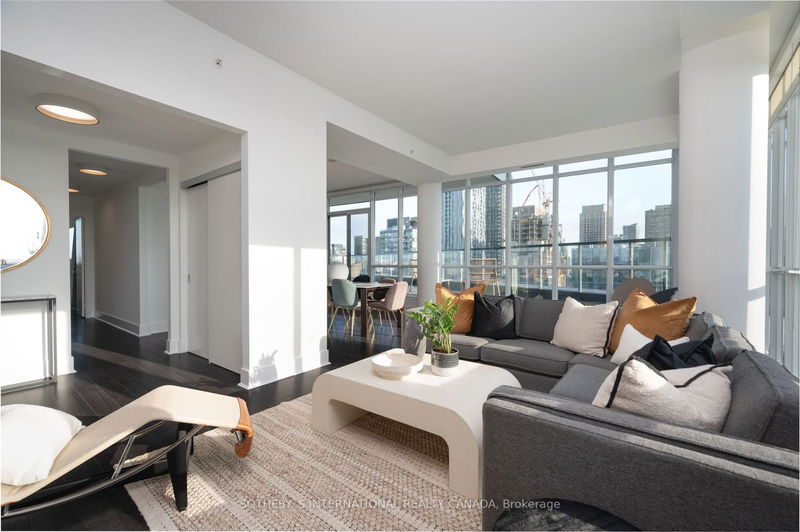 Preview image for 32 Davenport Rd #2905, Toronto