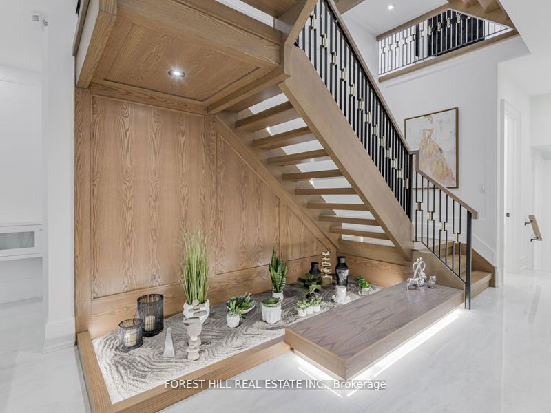 Preview image for 148 Munro Blvd, Toronto
