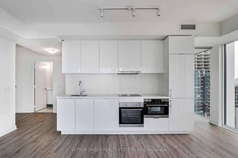 Preview image for 158 Front St E #2102, Toronto