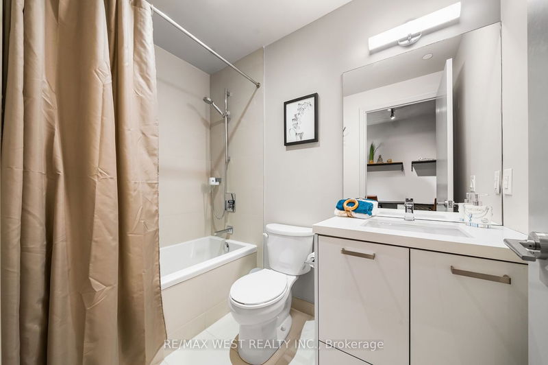 Preview image for 608 Richmond St W #409, Toronto