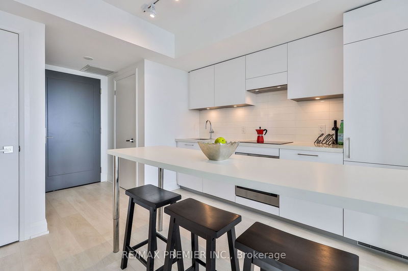 Preview image for 33 Frederick Todd Way #611, Toronto