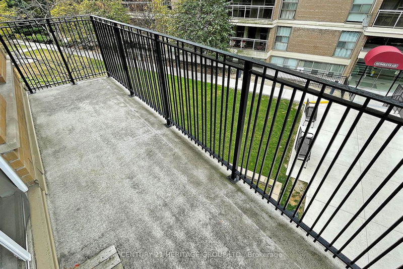 Preview image for 83 Pleasant Blvd, Toronto