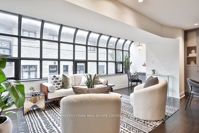 Preview image for 8 Hawthorn Ave #203, Toronto