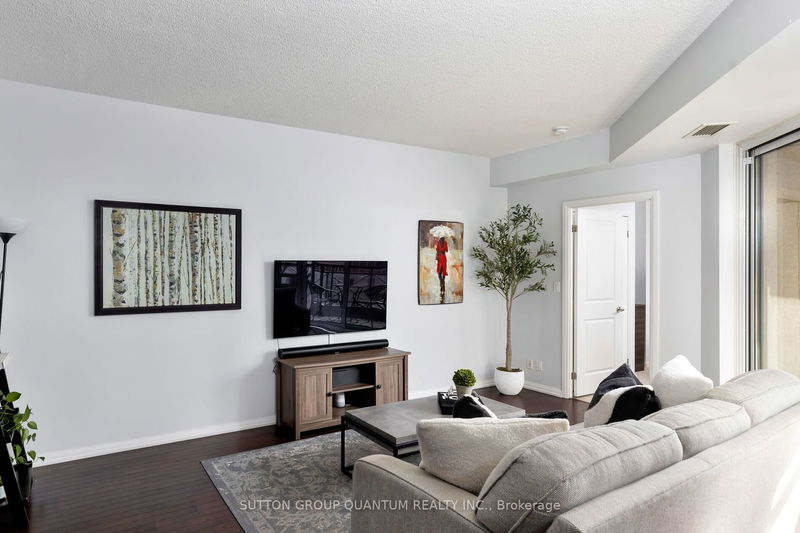 Preview image for 35 Hayden St #1401, Toronto