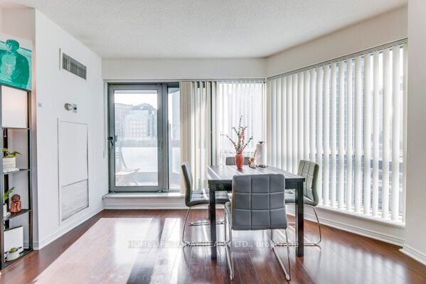 Preview image for 10 Yonge St #1803, Toronto