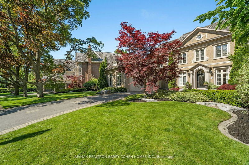 Preview image for 24 Lauderdale Dr, Toronto