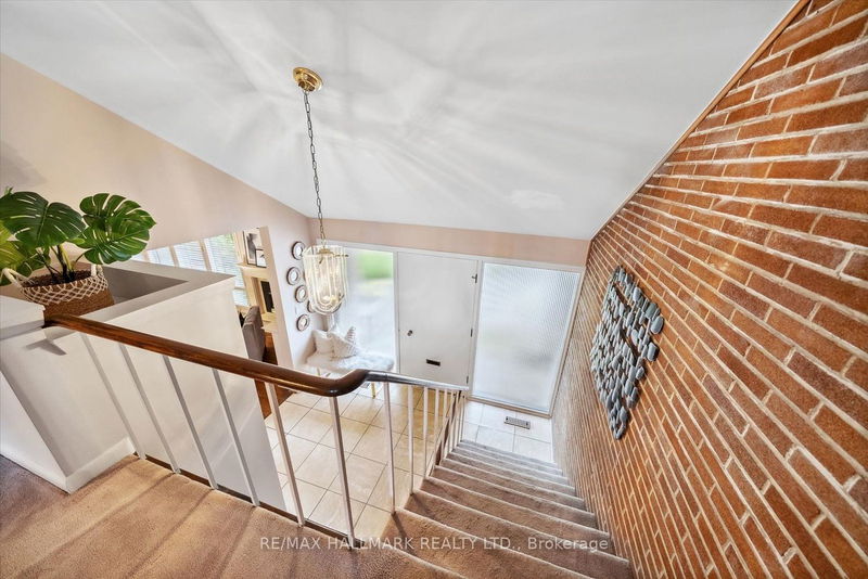 Preview image for 2 Heathview Ave, Toronto