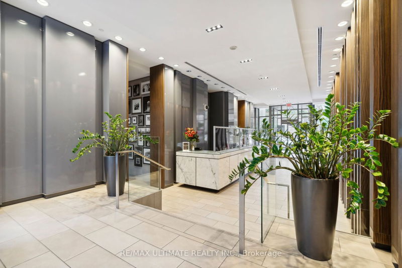 Preview image for 33 Lombard St #3402, Toronto
