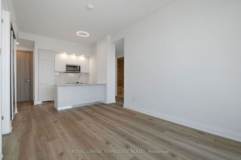 Preview image for 75 Canterbury Pl #Ph107, Toronto