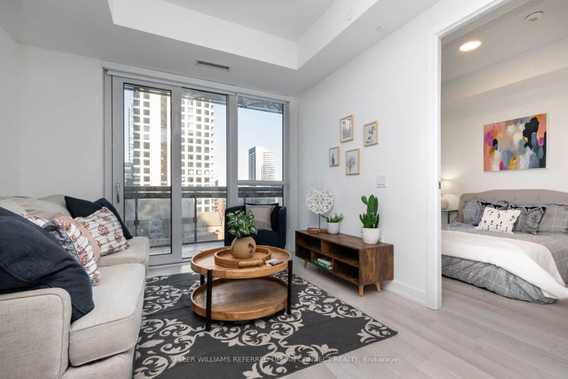 Preview image for 39 Roehampton Ave #1101, Toronto