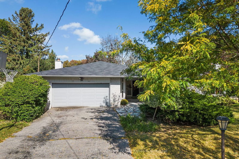 Preview image for 38 Suncrest Dr, Toronto