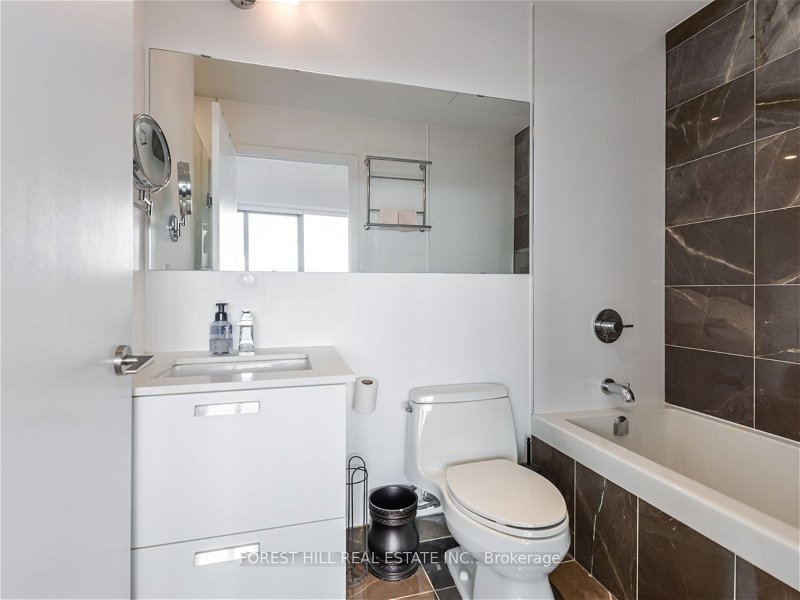 Preview image for 1815 Yonge St #1704, Toronto