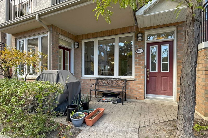 Preview image for 811 Grandview Way, Toronto