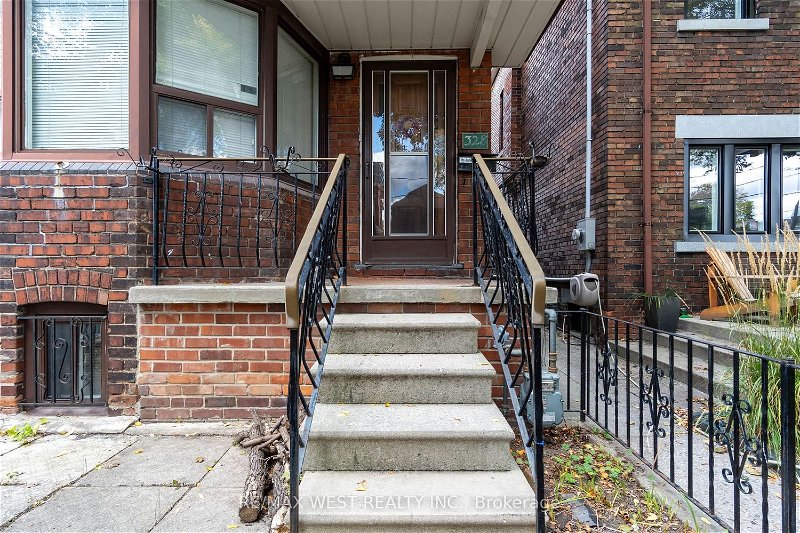 Preview image for 328 Shaw St, Toronto