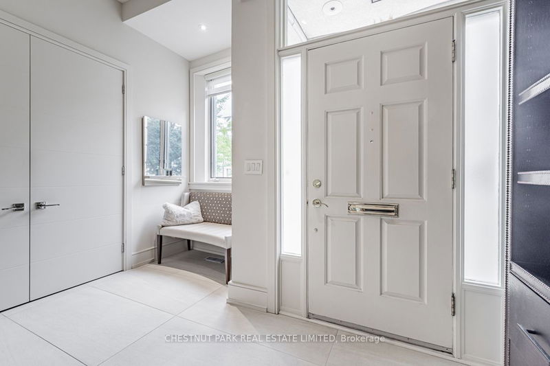 Preview image for 226 Walmer Rd, Toronto