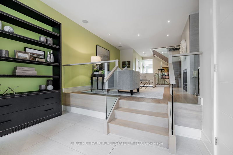 Preview image for 226 Walmer Rd, Toronto