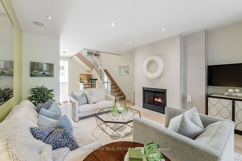 Preview image for 226 Walmer Rd, Toronto