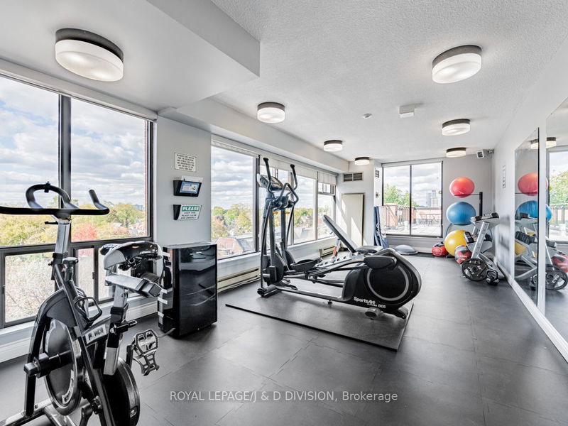Preview image for 456 College St #319, Toronto
