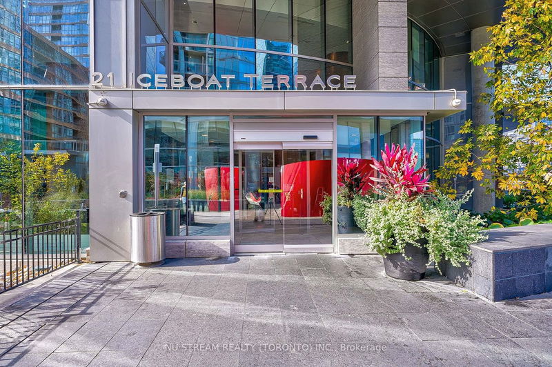 Preview image for 21 Iceboat Terr #1707, Toronto