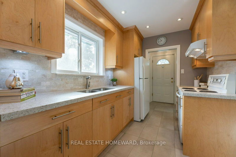Preview image for 71 Roywood Dr, Toronto