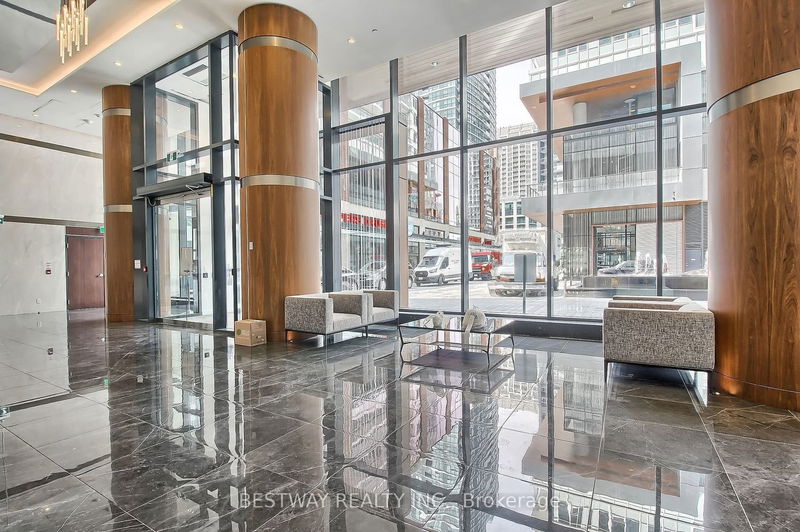 Preview image for 17 Bathurst St #907, Toronto