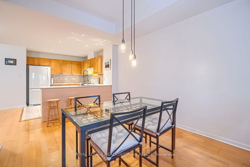 Preview image for 11 Niagara St #34, Toronto