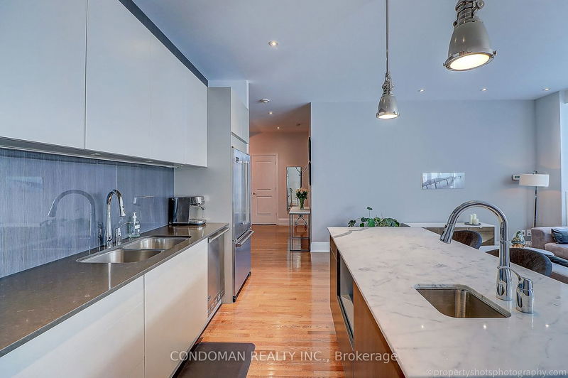 Preview image for 391 Brunswick Ave #303, Toronto