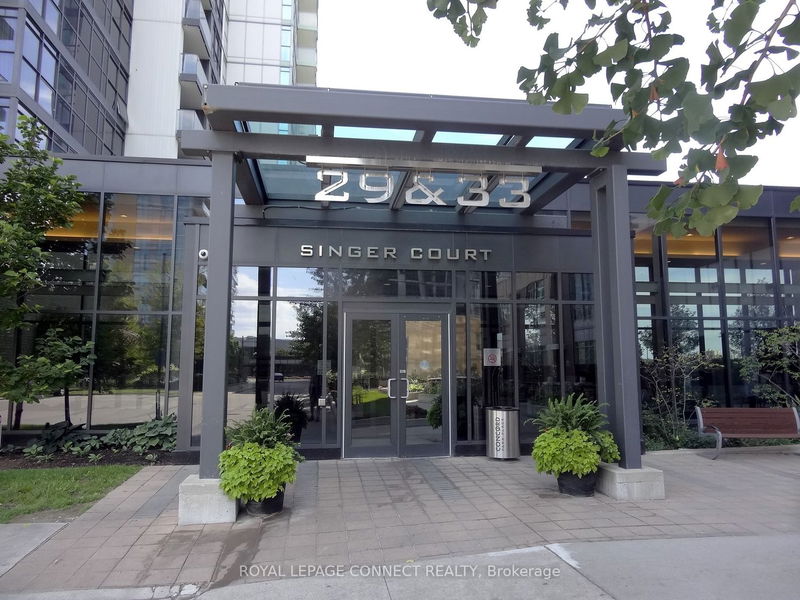 Preview image for 33 Singer Crt #711, Toronto
