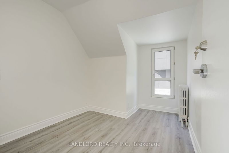 Preview image for 372 George St, Toronto