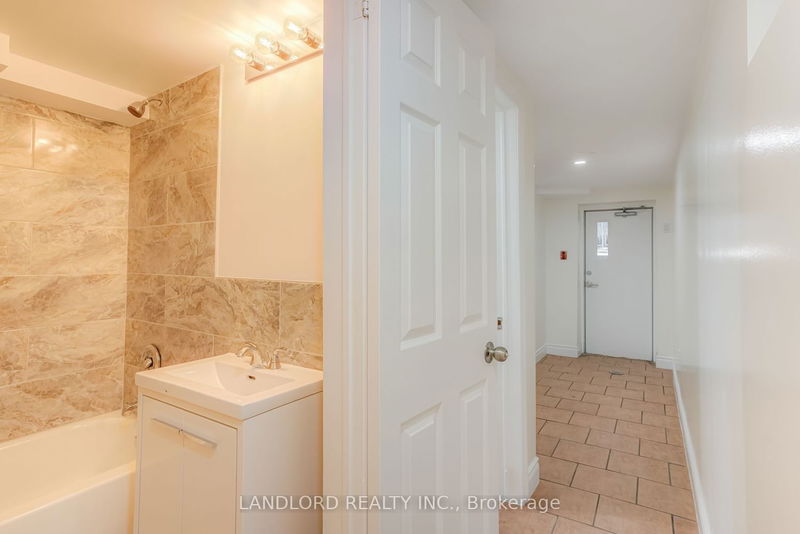 Preview image for 372 George St, Toronto