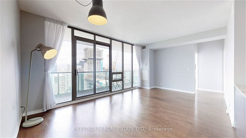 Preview image for 33 Lombard St #3504, Toronto