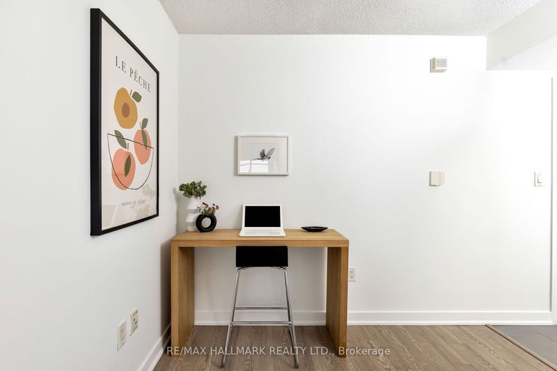 Preview image for 15 Fort York Blvd #1512, Toronto
