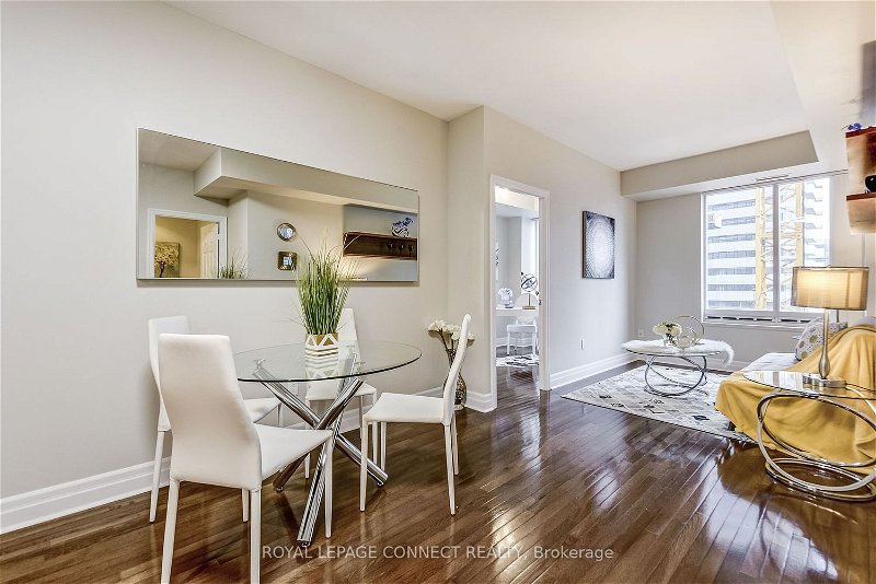 Preview image for 35 Balmuto St #2104, Toronto