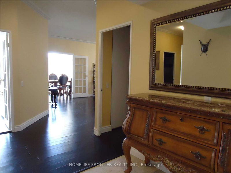 Preview image for 7 Bishop Ave #2401, Toronto