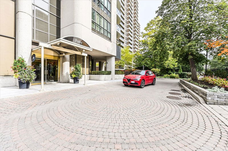 Preview image for 40 Rosehill Ave #502, Toronto