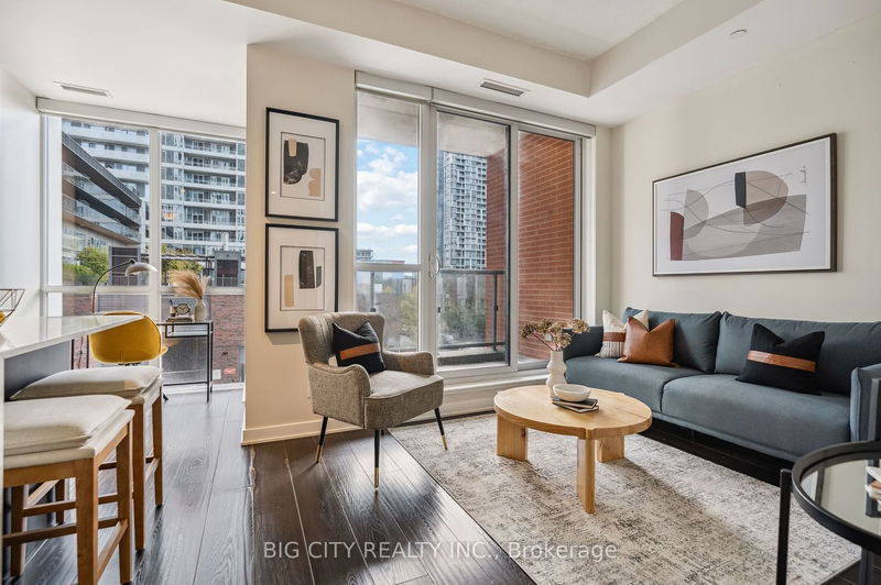 Preview image for 170 Sumach St #304, Toronto