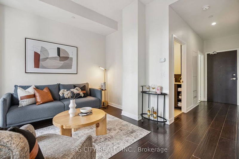 Preview image for 170 Sumach St #304, Toronto