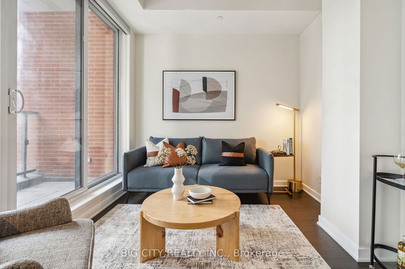 Preview image for 170 Sumach St #304, Toronto