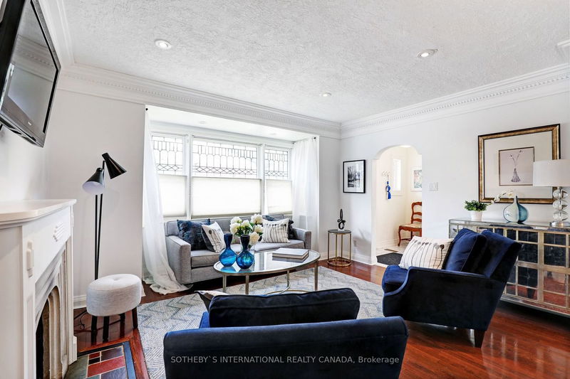 Preview image for 19 Southvale Dr, Toronto