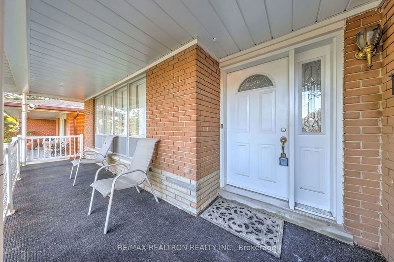 Preview image for 59 Cummer Ave, Toronto
