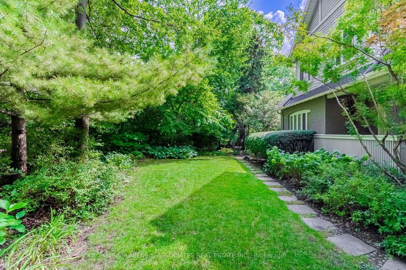 Preview image for 10 Wychwood Park, Toronto