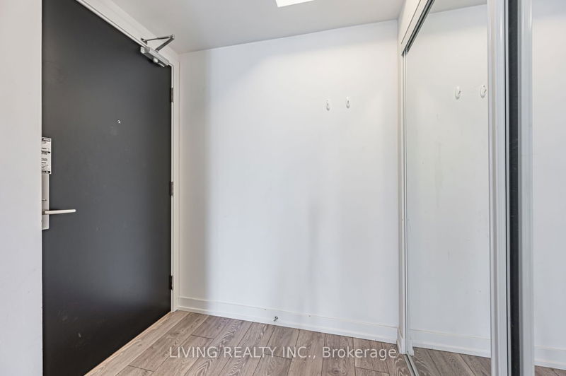 Preview image for 159 Wellesley St E #1109, Toronto
