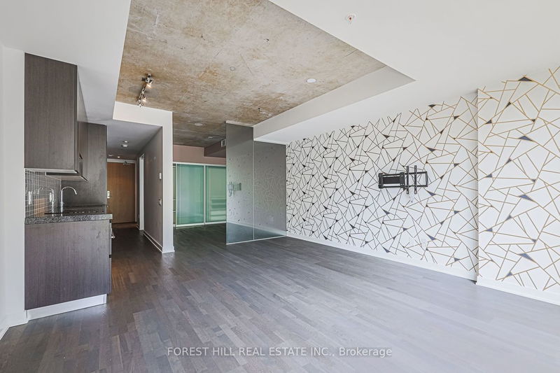 Preview image for 629 King St W #413, Toronto